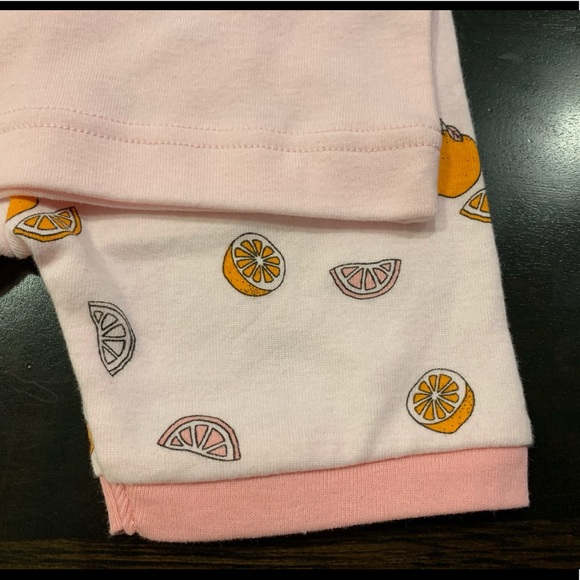 ๐ ๐ Girls Pajama Set๐ ๐ ๐ Size 4T - Picture 4 of 5